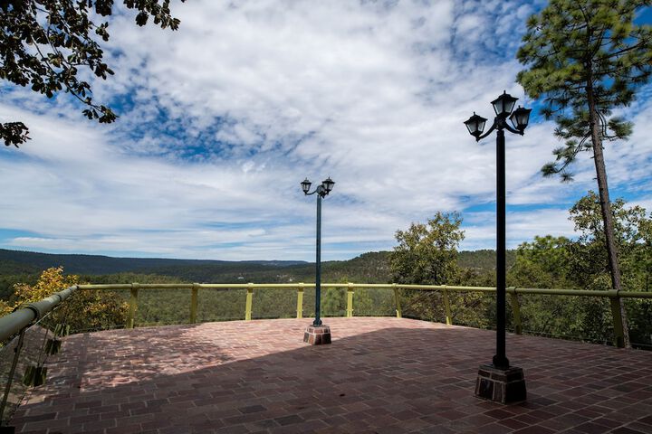 Sundeck 59 of 62