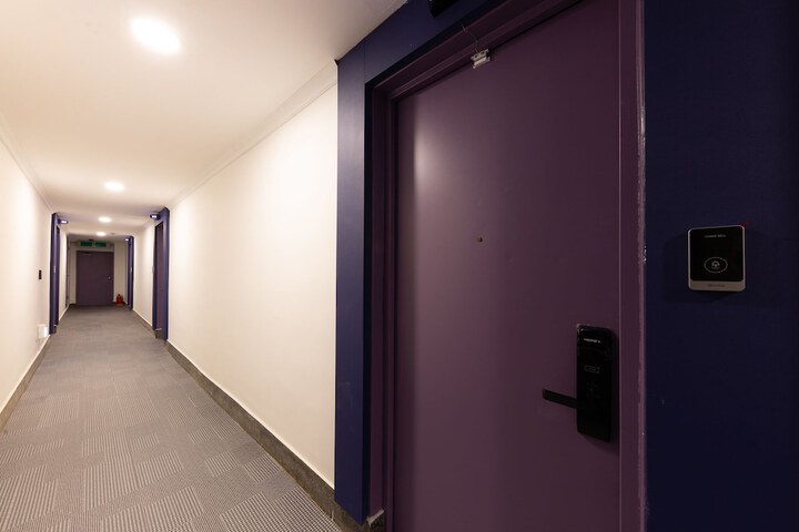Ballroom/Hall 71 of 82