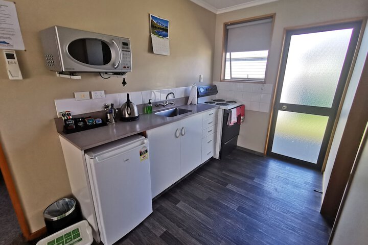 Room 8 of 25