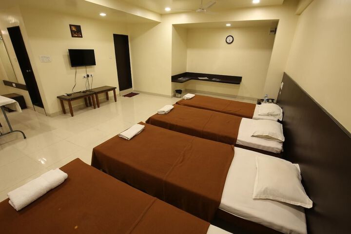 Room 4 of 46