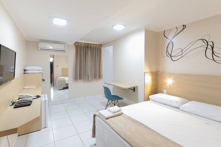 Room 6 of 43