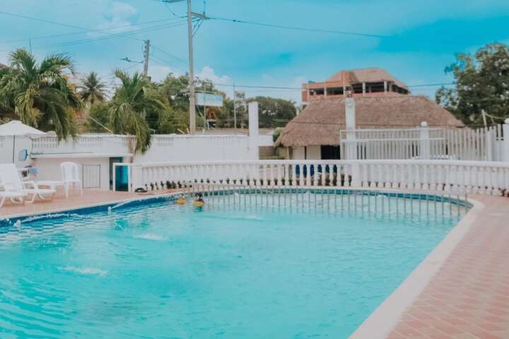 Pool 6 of 8