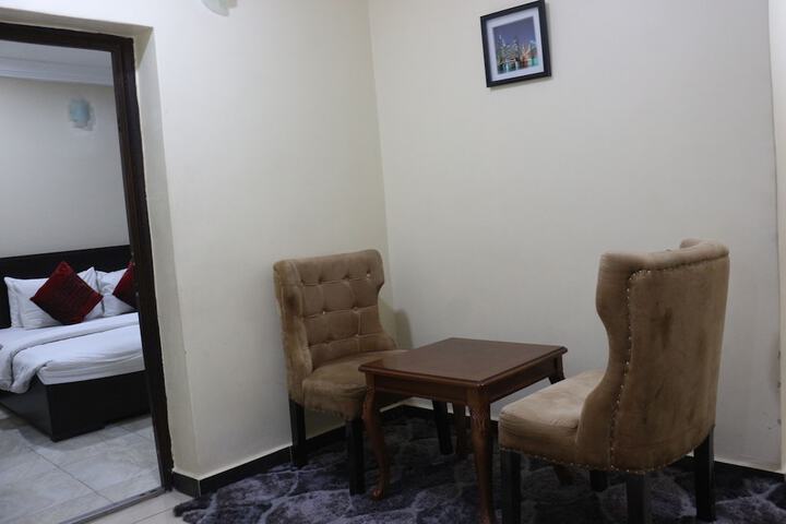 Room 3 of 21