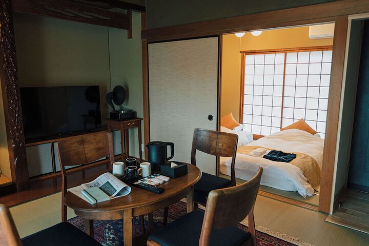 Room 41 of 106