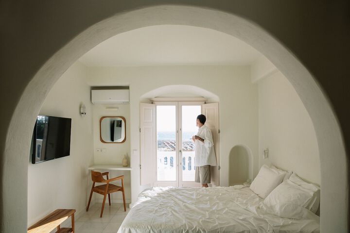 Room 34 of 84