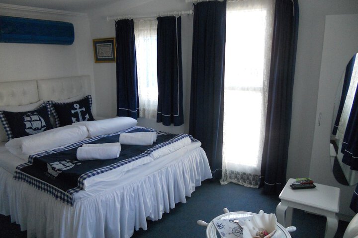 Room 7 of 31
