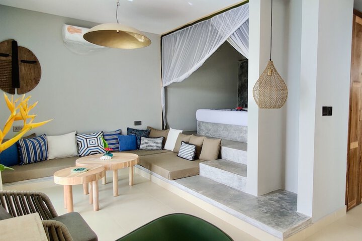 Room 12 of 44