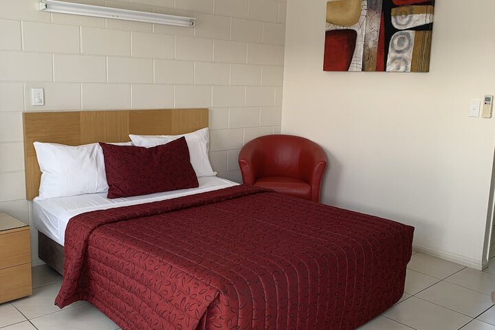 Room 2 of 13