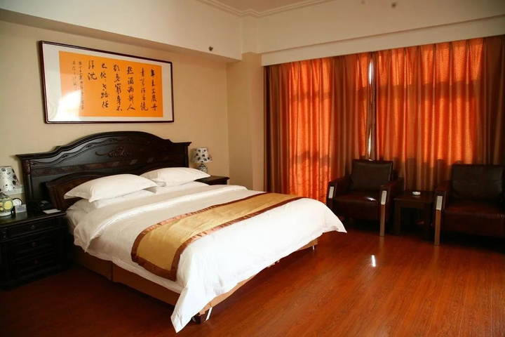 Room 11 of 20