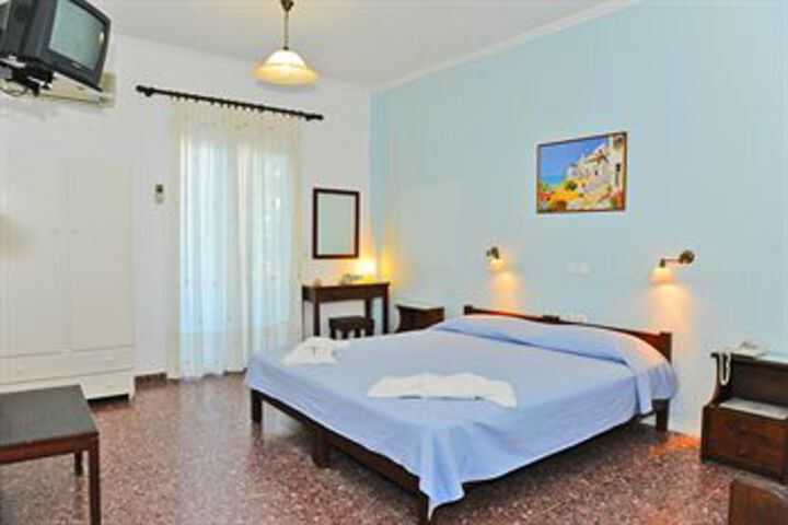 Room 34 of 62