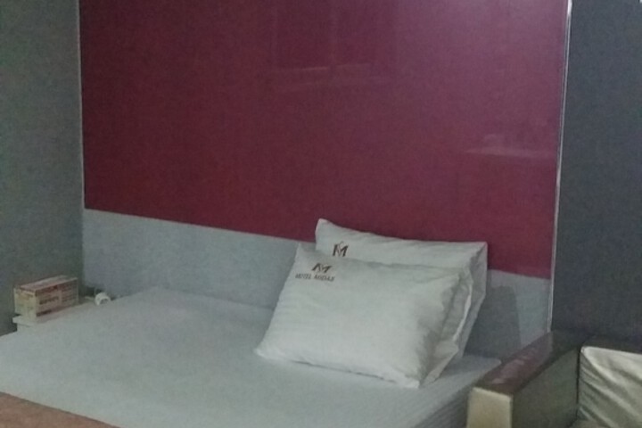 Room 2 of 12