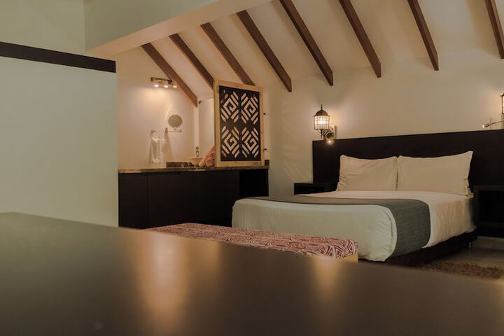 Room 9 of 132