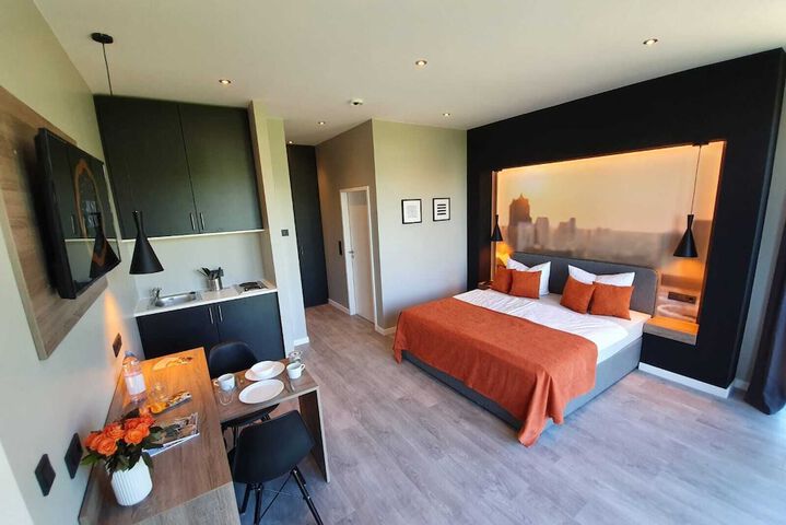 Room 5 of 58