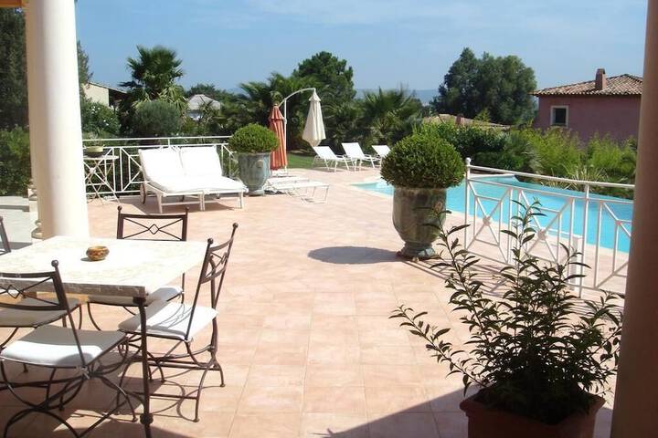 Hotel with Pool