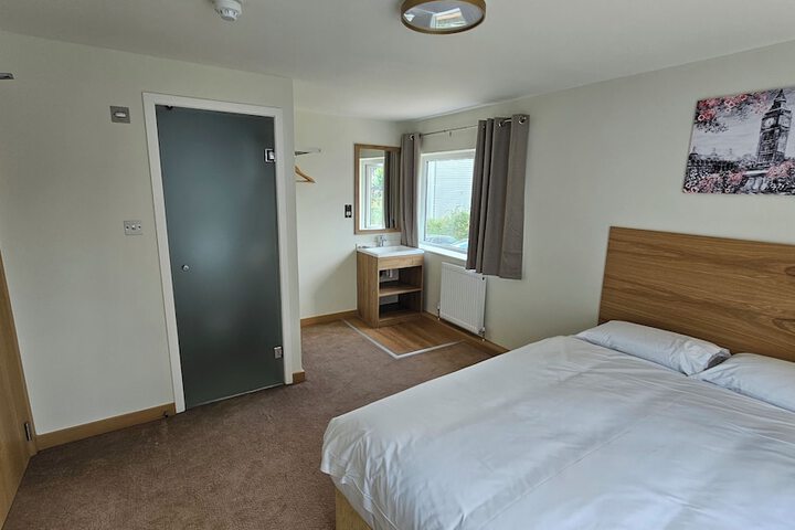 Room 7 of 38
