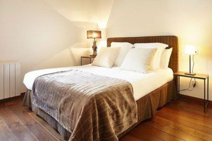 Room 11 of 20
