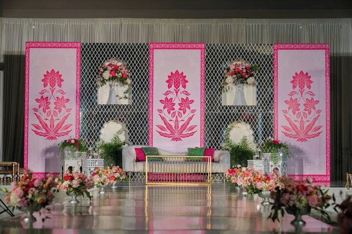 Ballroom/Hall 131 of 166