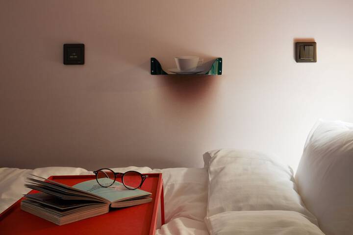 Room 4 of 24
