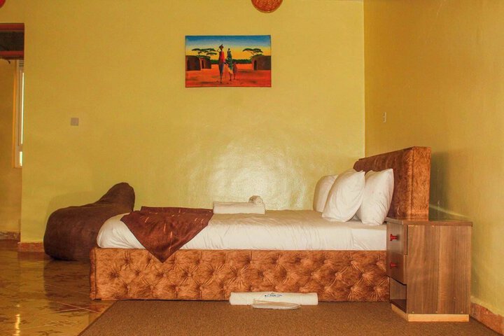Room 2 of 50
