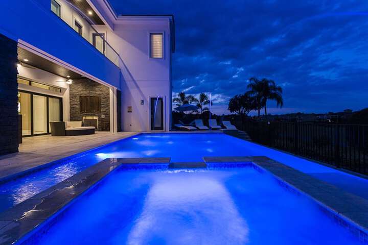 Pool 51 of 71