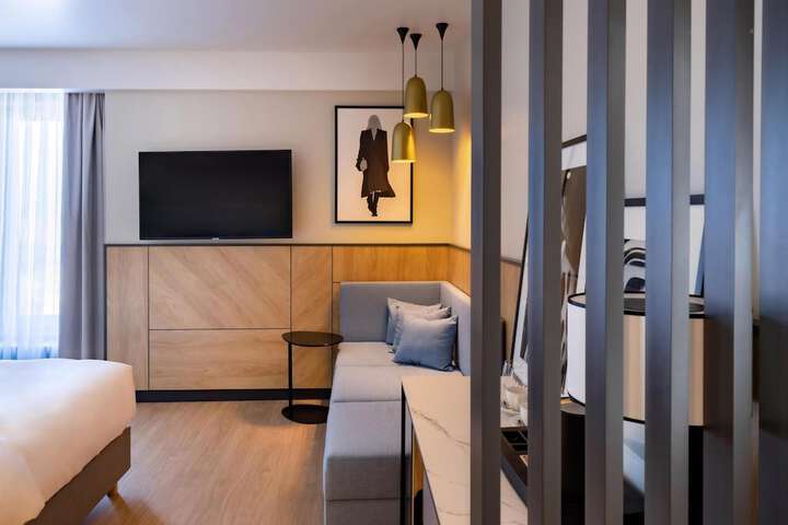 Room 55 of 158