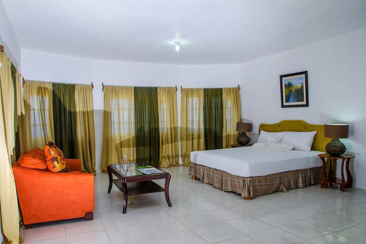 Room 9 of 65