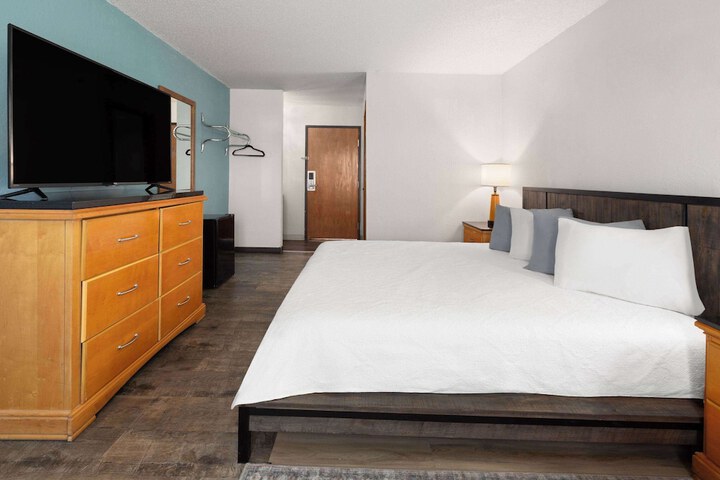 Room 21 of 47