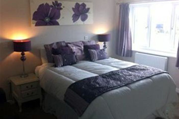 Room 3 of 10