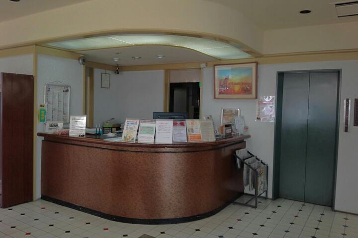 Hotel Lobby