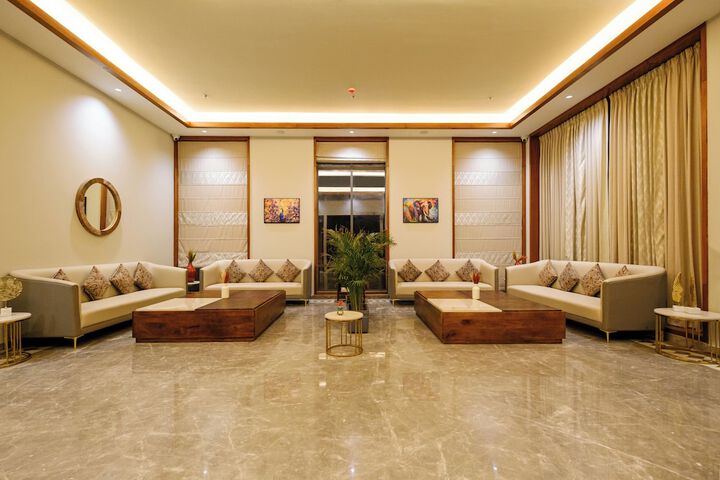 Hotel Interior 9 of 81