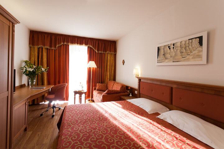 Room 20 of 59