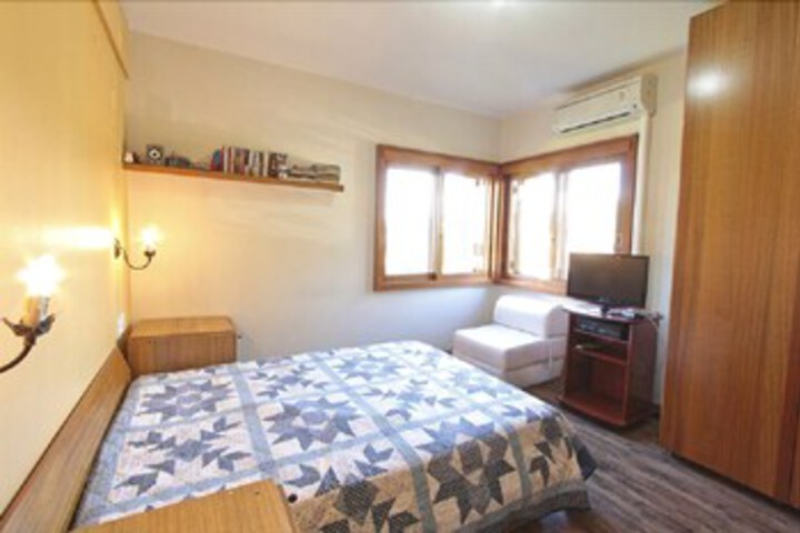 Room 20 of 24