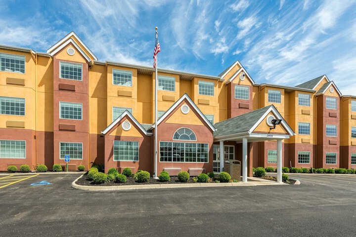 Quality Inn Grove City Columbus South Grove City Oh 1800 Stringtown Rd 43123