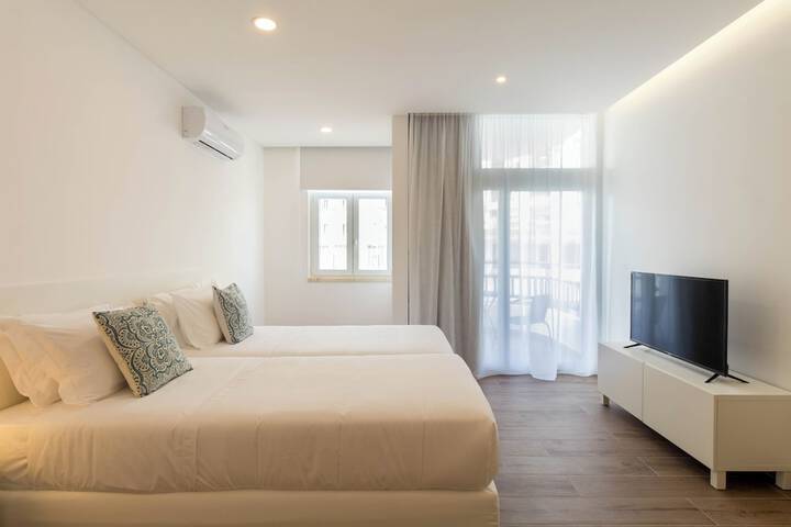 Room 9 of 21