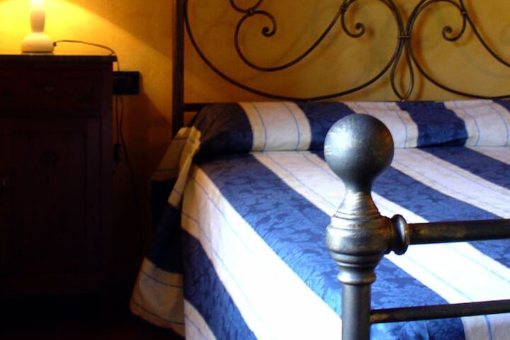 Room 8 of 51