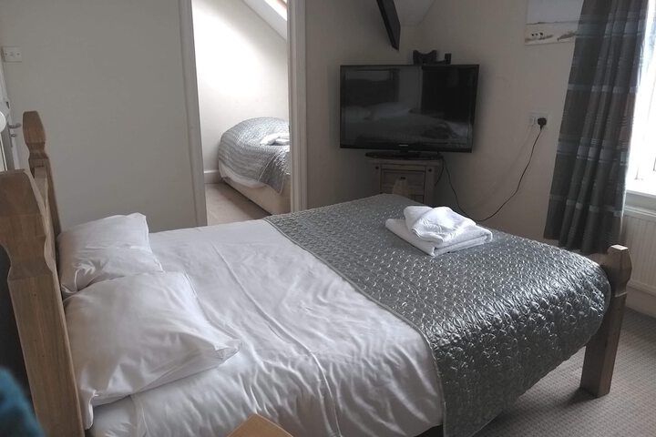 Room 12 of 52