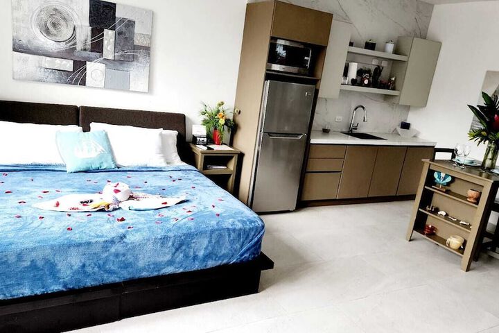Room 19 of 224