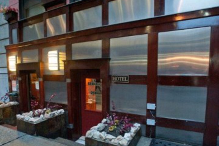 La Semana Inn in New York, NY