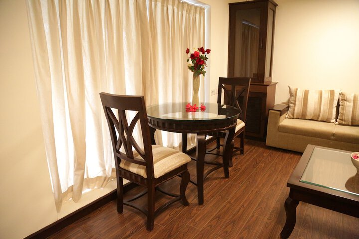 Room 25 of 154