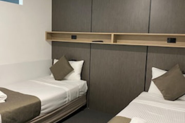 Room 85 of 132