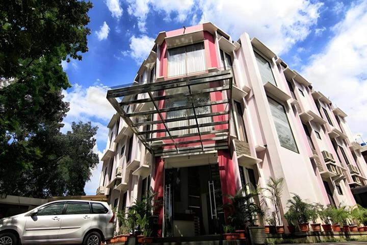 Latief Inn Hotel