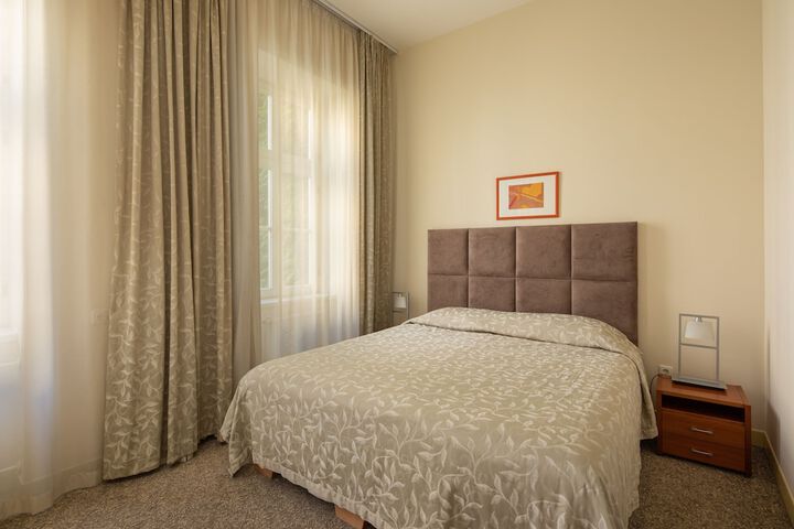 Room 18 of 60