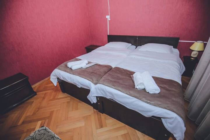 Room 22 of 39
