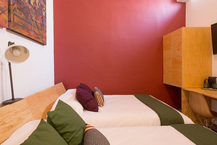 Room 15 of 79