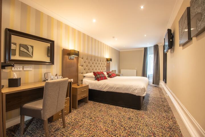 Room 42 of 72