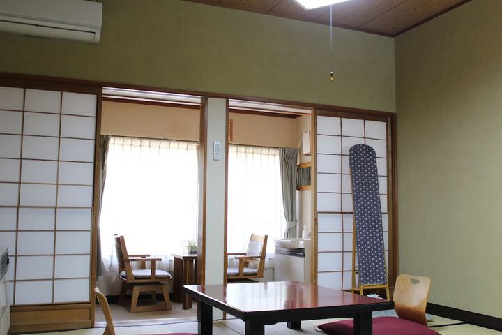 Room 15 of 79