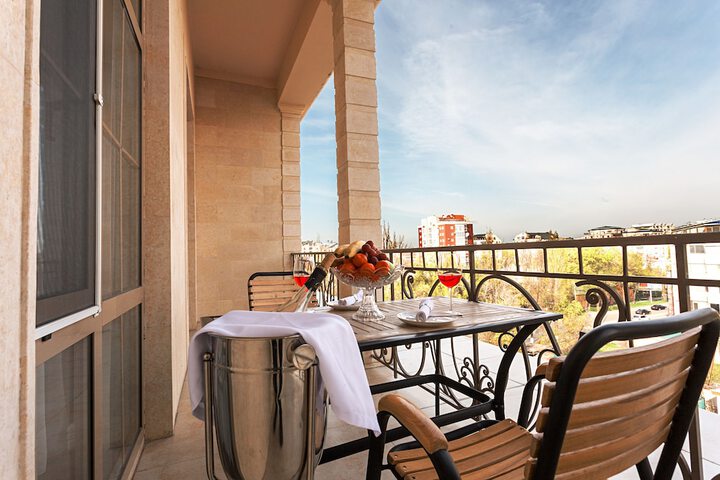 Terrace/Patio 37 of 129