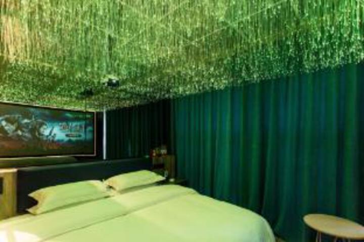 Room 21 of 22