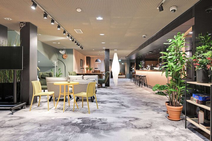 Lobby Photos
