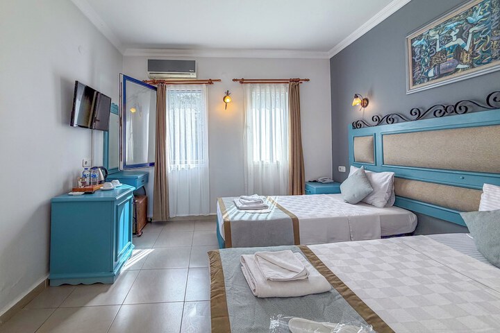 Room 46 of 184